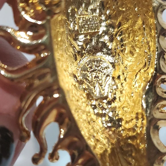 Insane Massive HUTTON WILKINSON Sea Dragon Creature Brooch - Picture 9 of 9